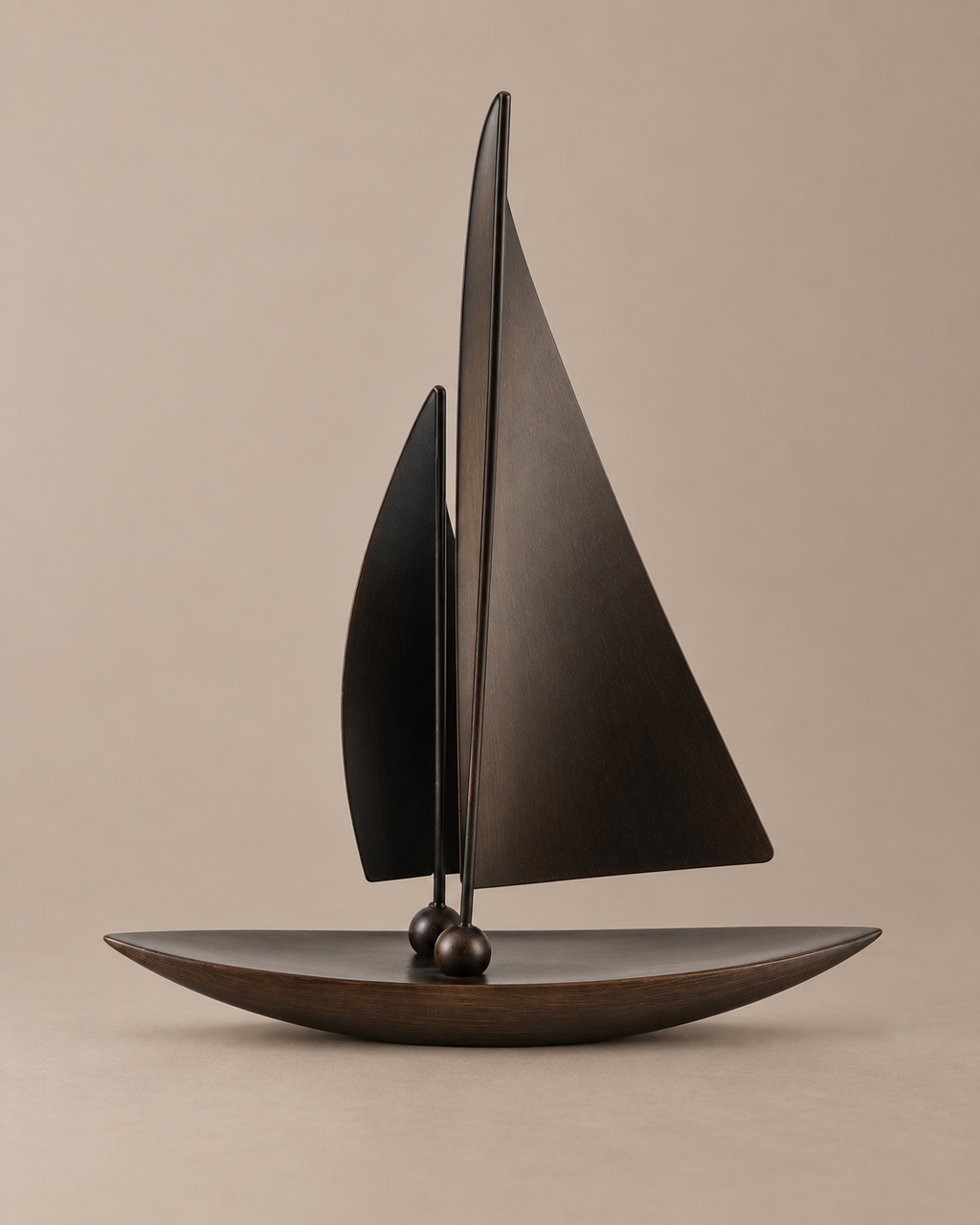 Sora Sailboat | Ornament Donkerbruin