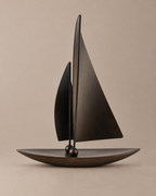 Sora Sailboat | Ornament Donkerbruin