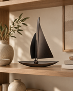 Sora Sailboat | Ornament Donkerbruin